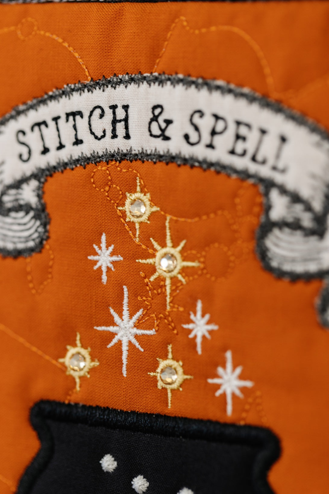 Kimberbell Pumpkins & Potions Ladder Quilt