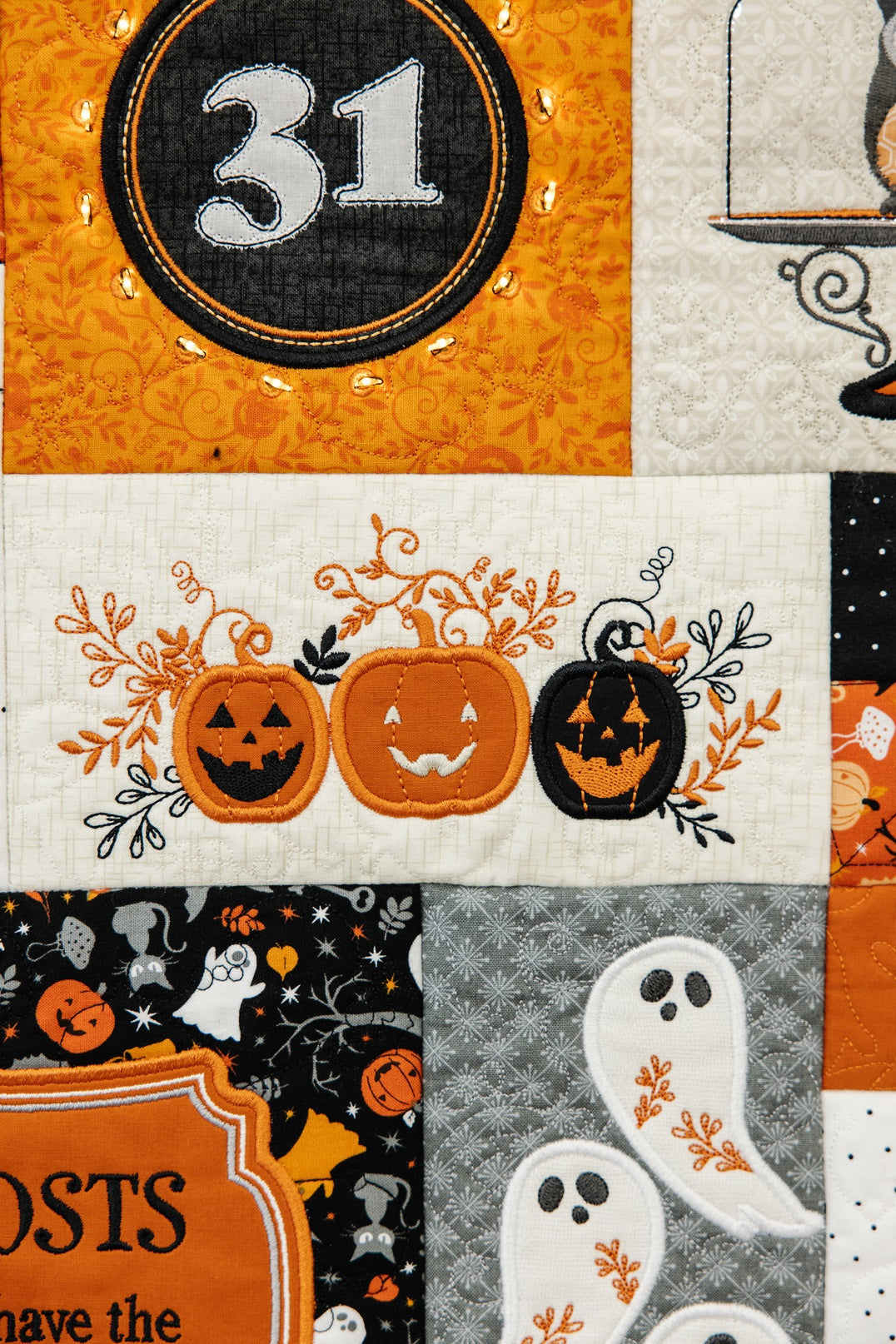 Kimberbell Pumpkins & Potions Ladder Quilt