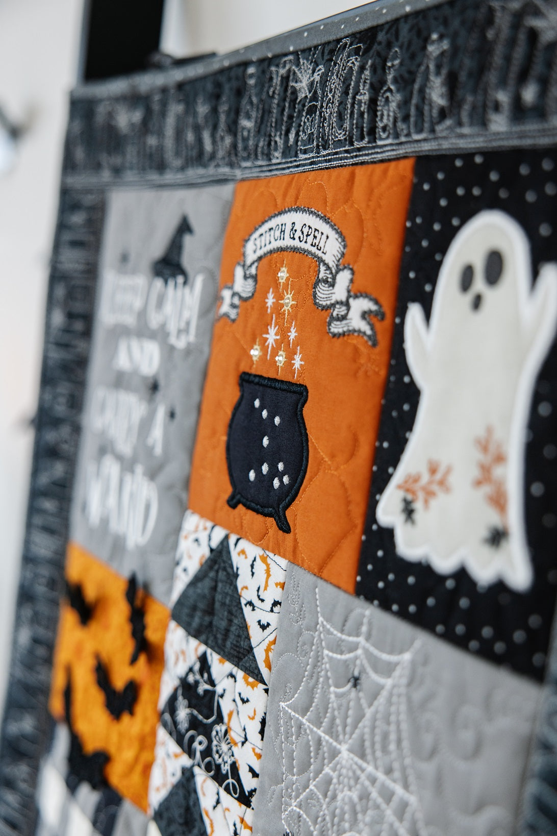 Kimberbell Pumpkins & Potions Ladder Quilt