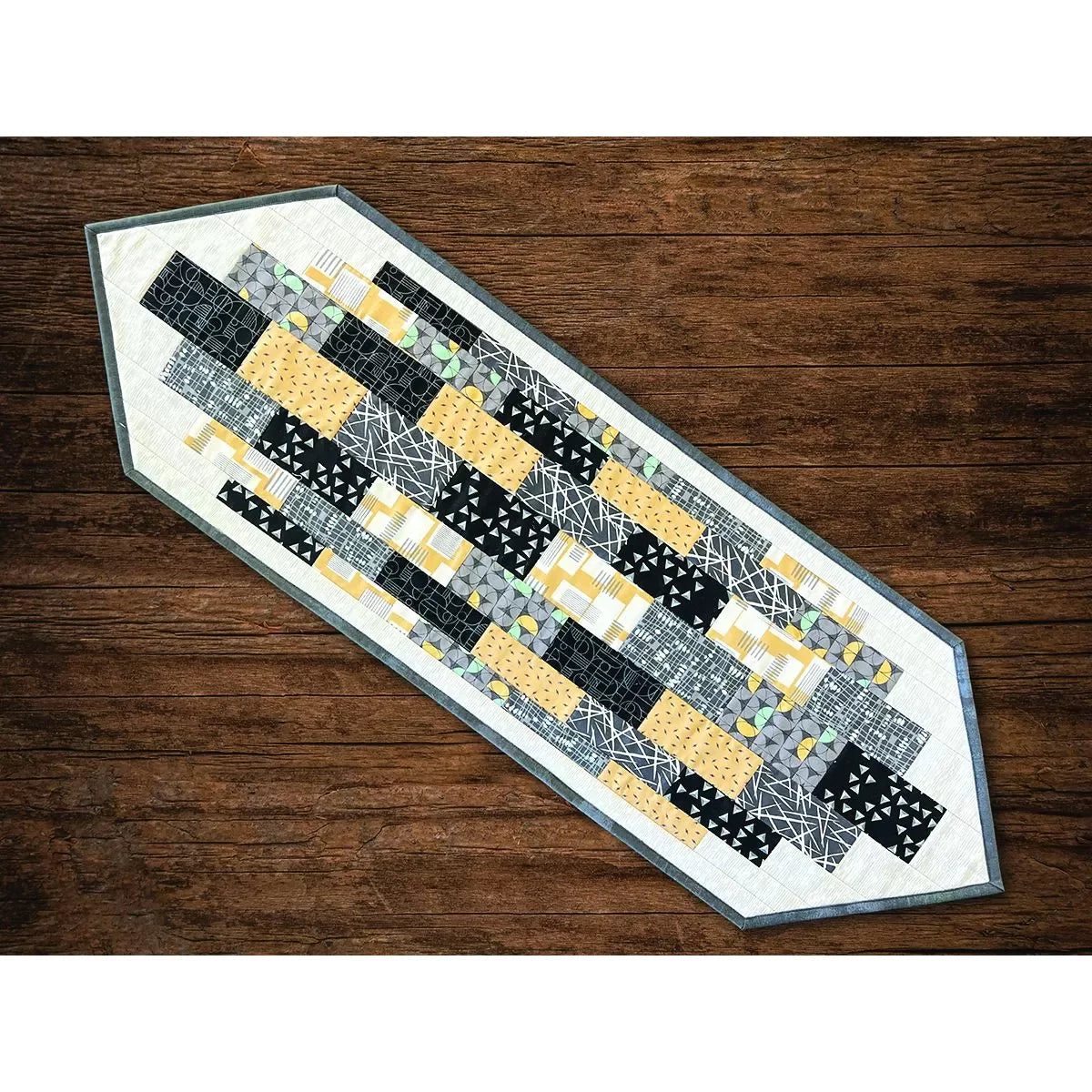 Confetti Betty Table Runner Kit