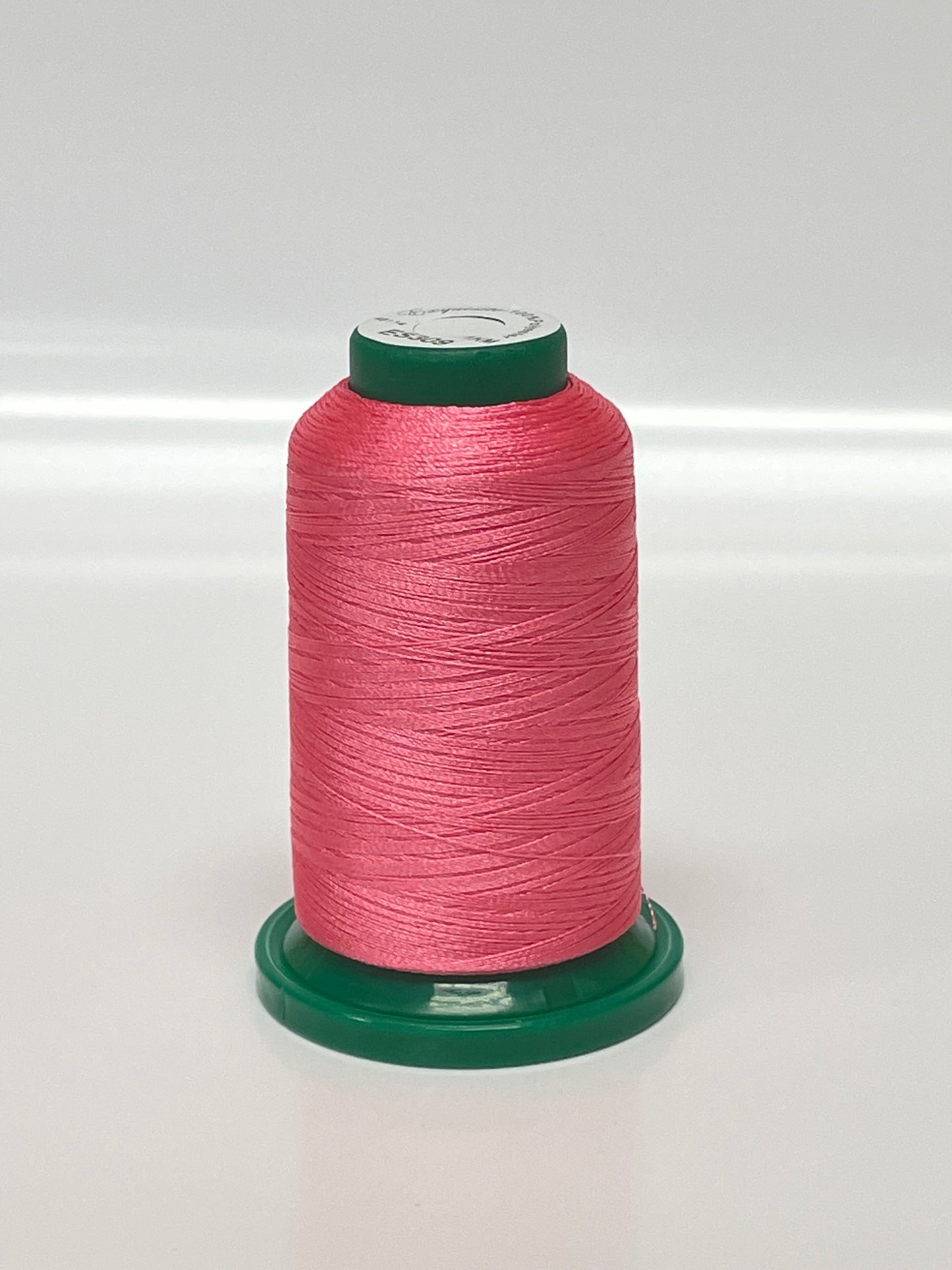 Exquisite Embroidery Thread - Pinks