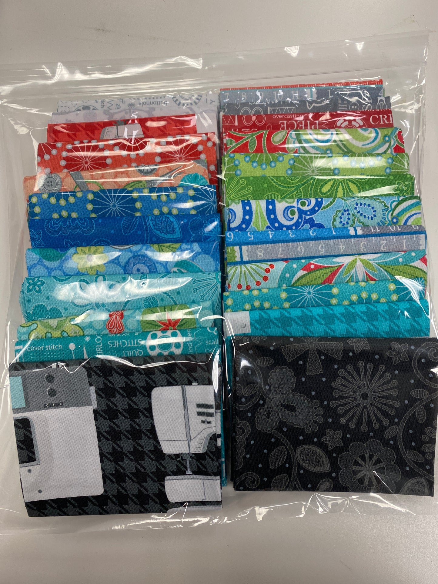 Sewing Room Themed Fat Quarter Bundle