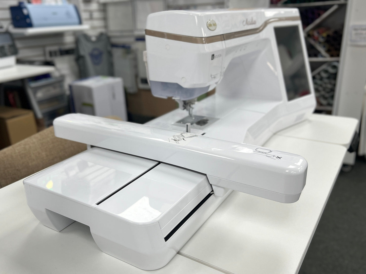 Previously Loved Baby Lock Meridian #U048