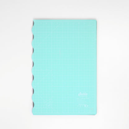 Sallie Tomato Foldable Cutting Mat
