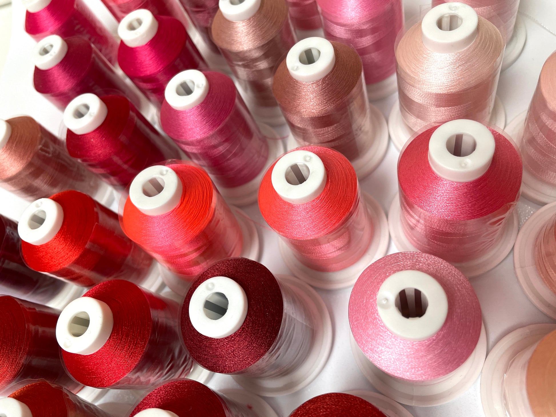 Brother Pacesetter Embroidery Thread - Reds/Pinks – Leabu Sewing
