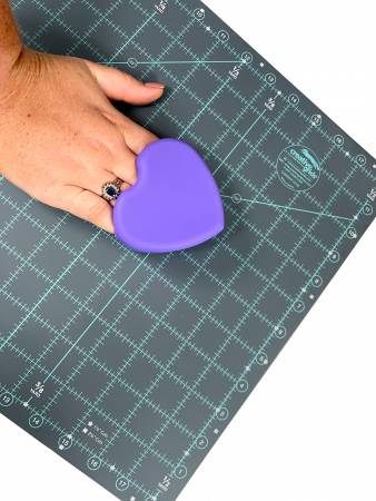 The GQ Mat Cleaning Pad, 3-1/4in x 1in